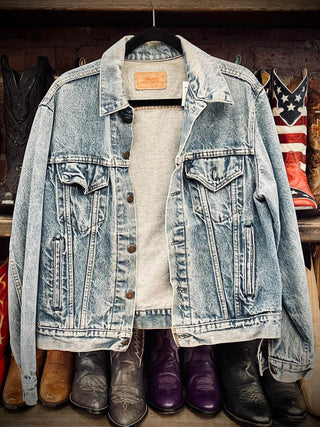 Vintage Levi’s Denim Jacket Sz 42 (M)