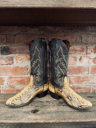 Vintage Nocona Made in USA Python Cowboy Boots M Sz 8.5 / W Sz 10