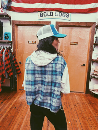 90s Cropped Hooded Flannel