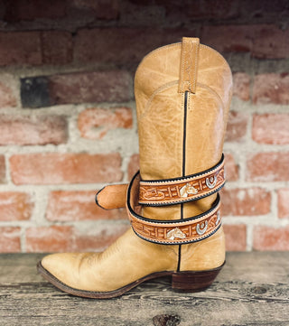 Genuine Leather Horse Scene Tooled Belt