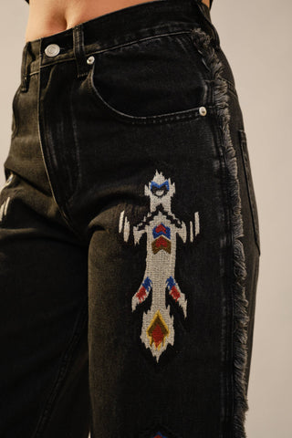Soñora Embroidered Fringe Jeans