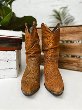 Vintage Cowboy Boots W Sz 8.5