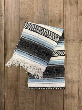 Classic Falsa Blanket