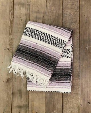 Classic Falsa Blanket