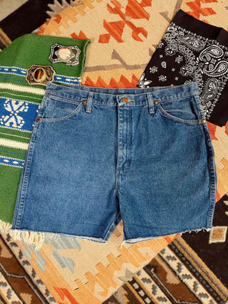 Vintage Wrangler Denim Shorts Sz 35"