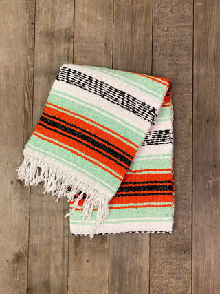 Classic Falsa Blanket