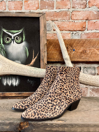 Ash Ankle Boots Women s Size 9 9.5 Gold Dogs